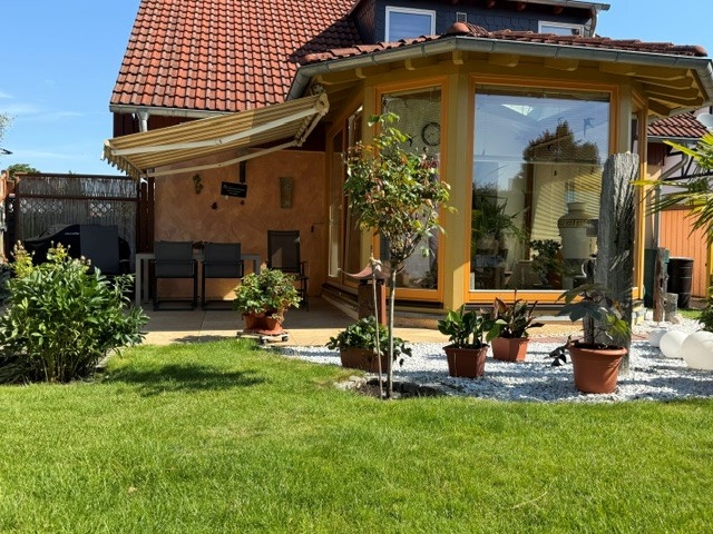 Einfamilienhaus mit Einliegerwohnung in ruhiger Lage von Leipzig, 04319 Leipzig, Einfamilienhaus