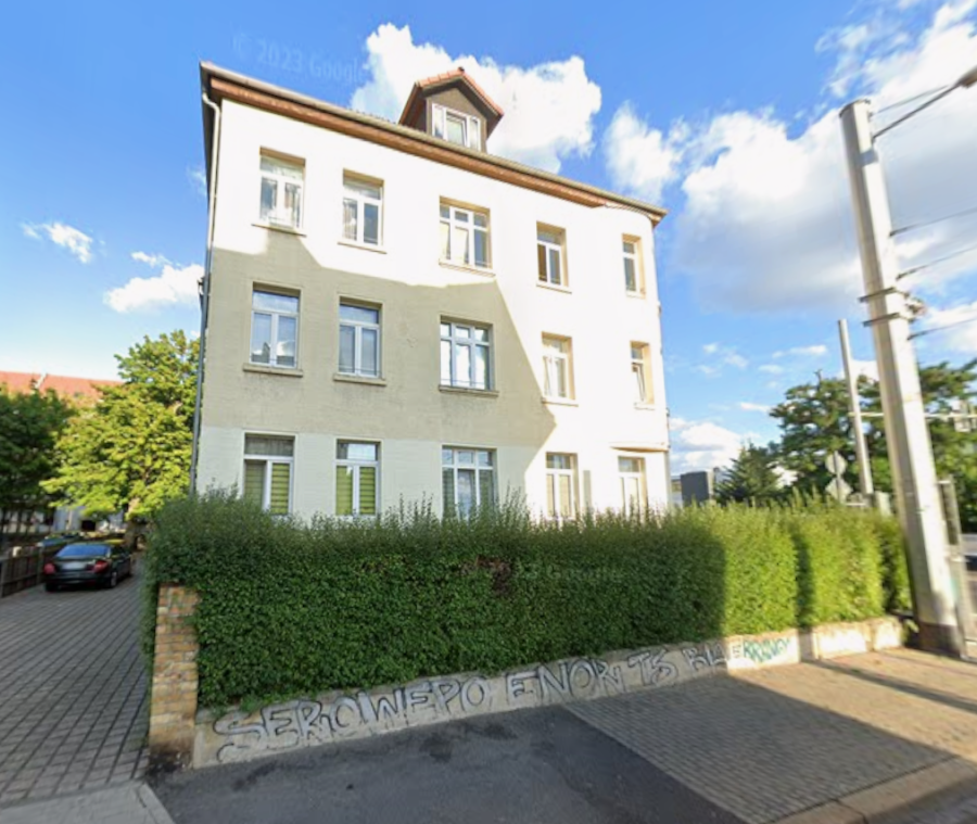 Sanierungsbedürftige 3 Raumwohnung in Leipzig-Großzschocher, 04249 Leipzig, Etagenwohnung