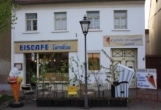 Außen 2011 - Eiscafé mit Tradition „Schreiben Sie die Geschichte in Zwenkau weiter“