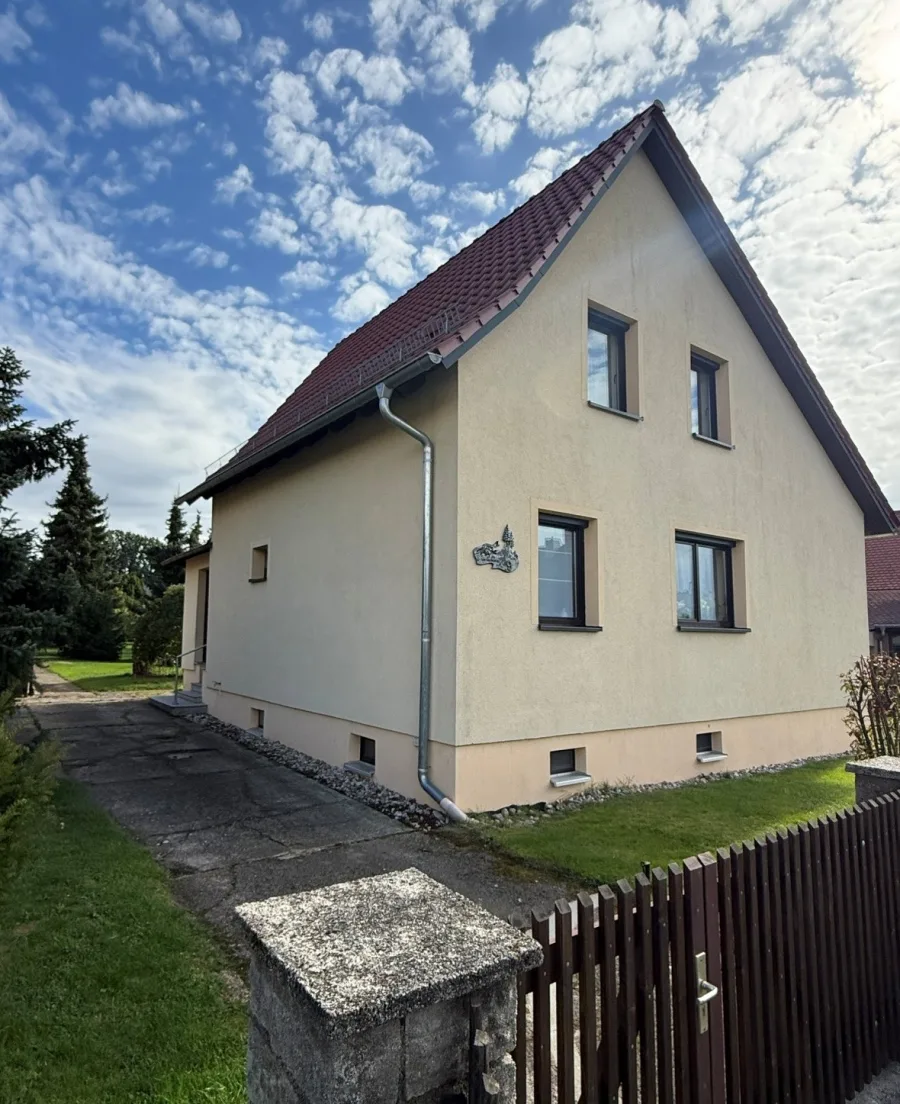 Charmantes Haus mit Nebengelass in Grimma bei Leipzig, 04668 Grimma, Einfamilienhaus