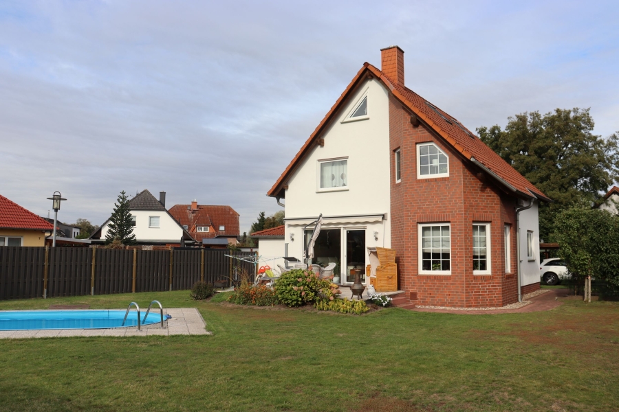 *Einziehen und Wohlfühlen* Tolles Einfamilienhaus in Hohenwarthe vor den Toren Magdeburgs, 39291 Hohenwarthe, Einfamilienhaus